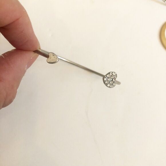 Bracelets Earrings Costume Jewelry LOT of 4 Goldtone Silvertone Unbranded Cuff - Picture 2 of 6